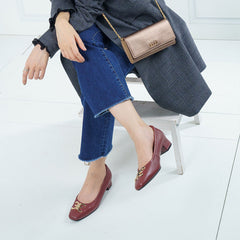 ELLE SHOES รองเท้าหนังแกะ ทรงส้นเหลี่ยม LAMB SKIN COMFY COLLECTION รุ่น Block heel สีแดงไวน์ ELB003