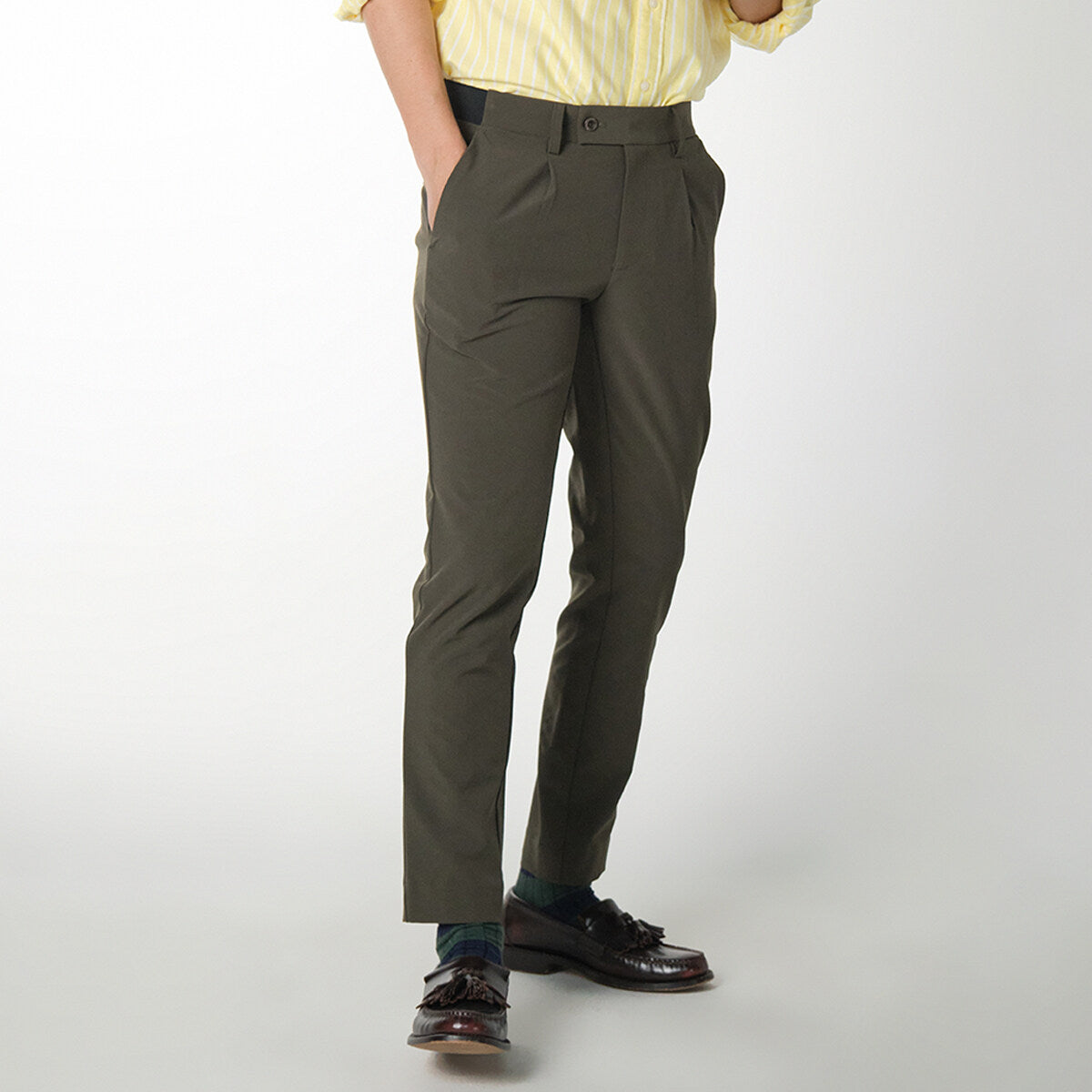 era-won กางเกงขายาว เอวยางยืด รุ่น GOLF FABRIC PANTS (065V9) สี Olive